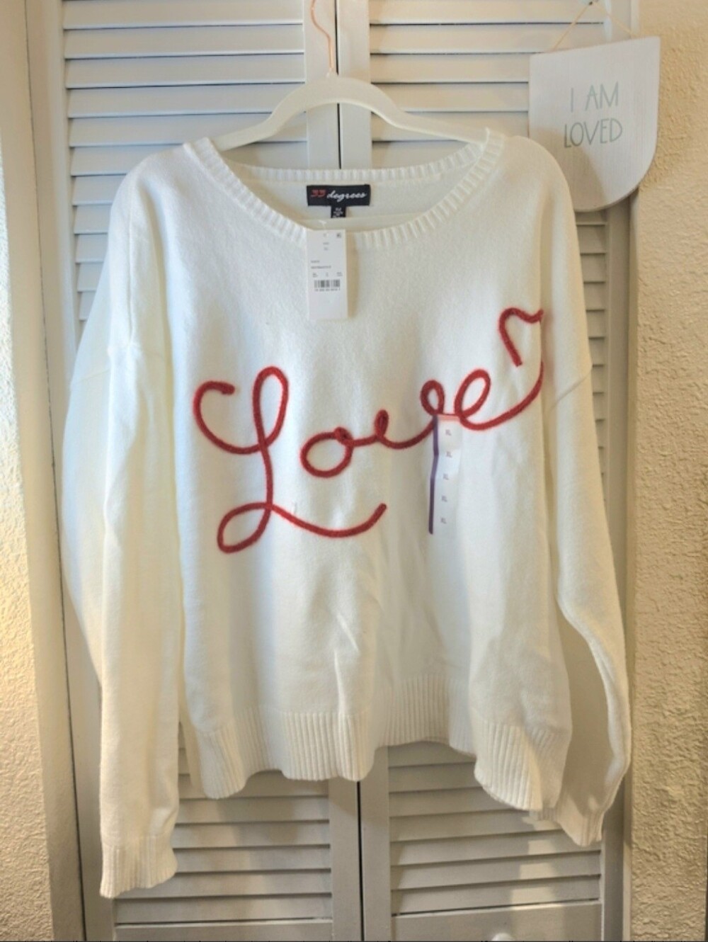 NWT 33 Degrees Cozy White Crewneck Sweater with Red "Love" Script Size XL